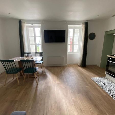 Appartement Chaleureux 6 Pers Beychac-et-Caillau Exterior foto